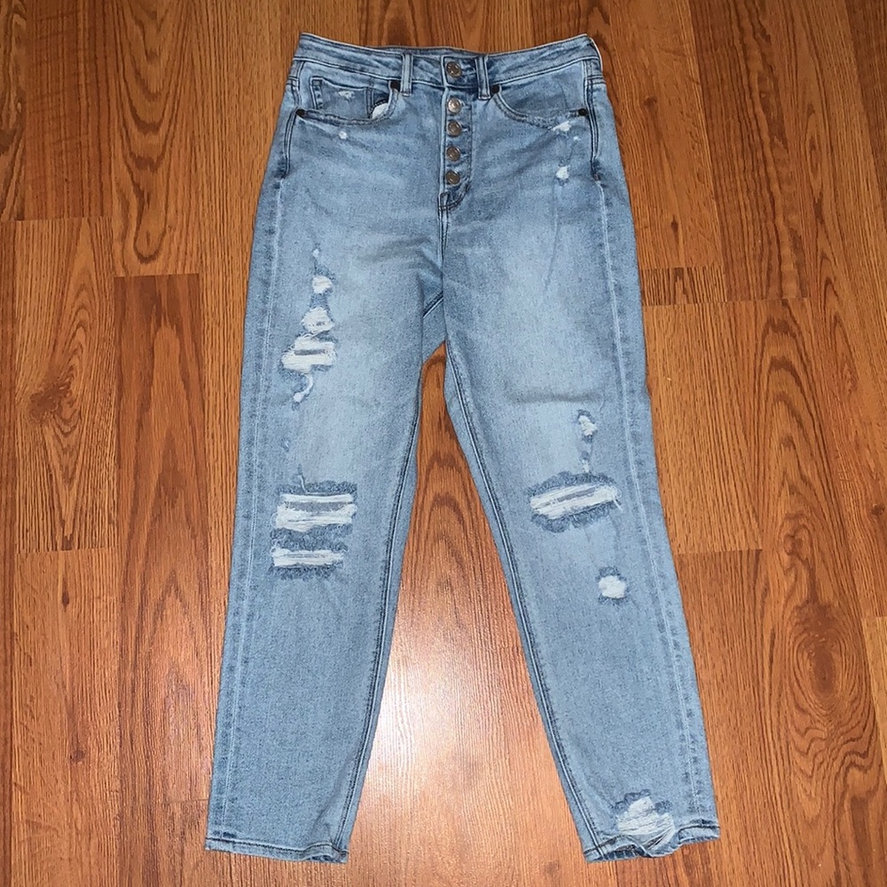 American Eagle stretch mom jeans. Size 2 short